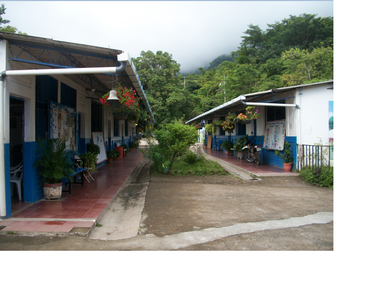 Estudiantes y académicos de la Universidad Católica de Oriente (Colombia) realizan una pasantía en la Benemérita Normal de Maestros